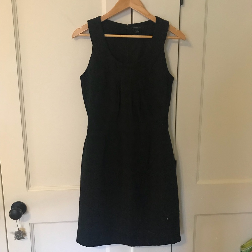 Banana Republic Black Houndstooth Dress